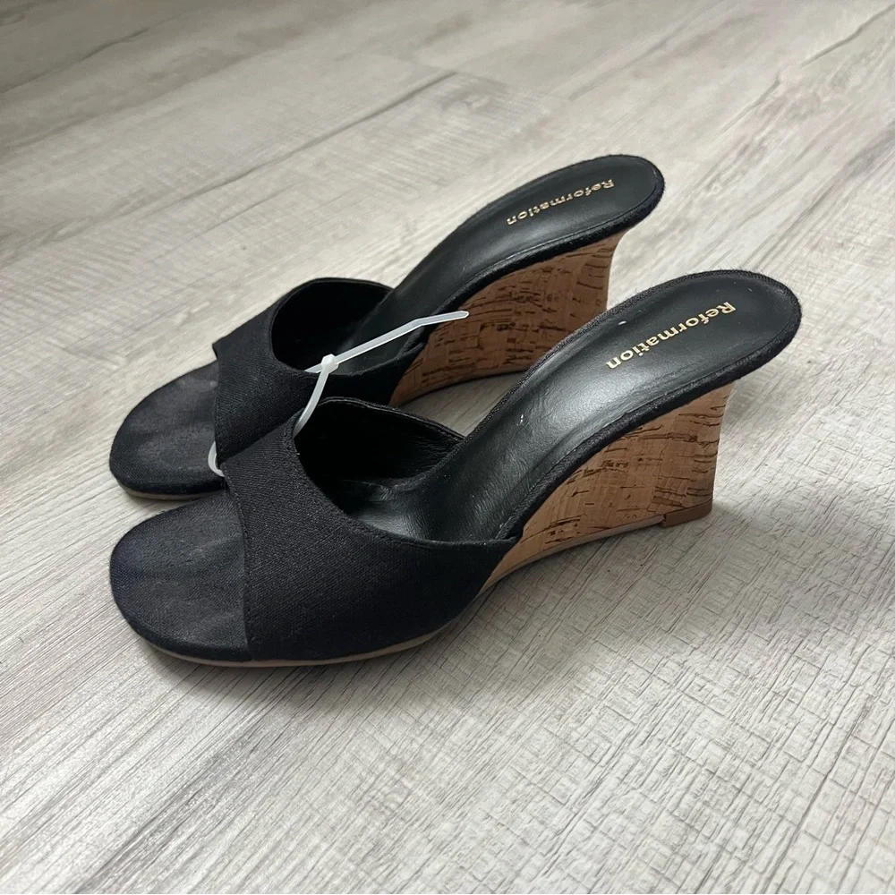 REFORMATION Anita Mule Wedge - Black Linen 5.5